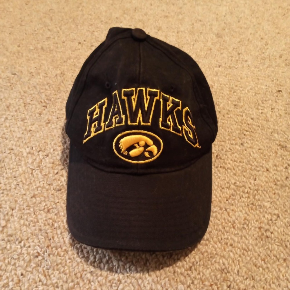 VINTAGE IOWA HAWKEYES SNAPBACK